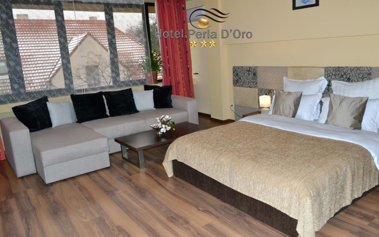 Hotel Perla D'Oro Timişoara Extérieur photo