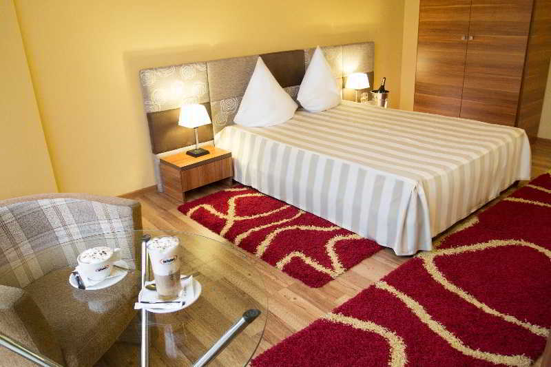 Hotel Perla D'Oro Timişoara Extérieur photo