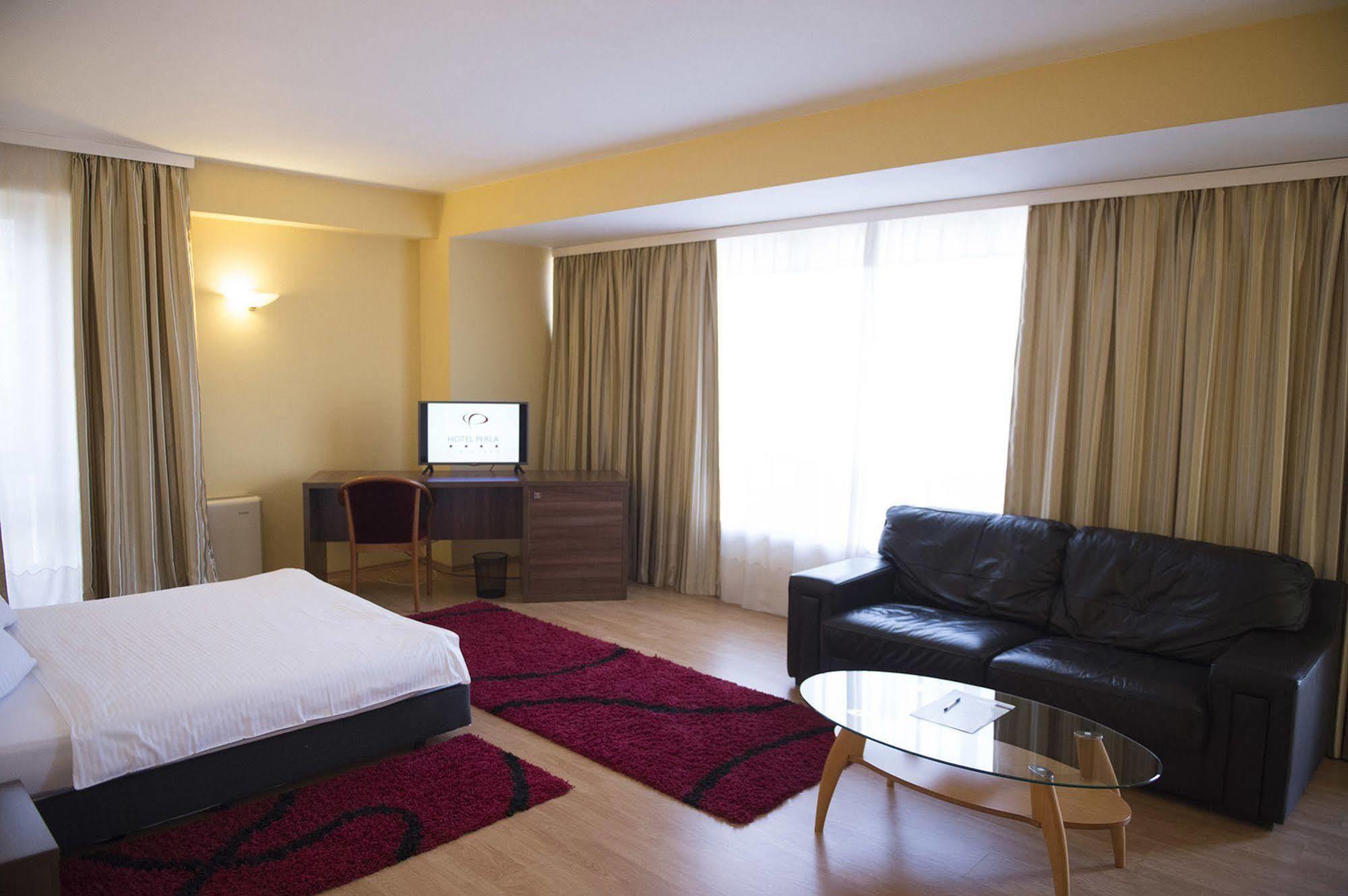 Hotel Perla D'Oro Timişoara Extérieur photo